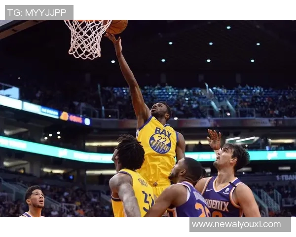 维金斯半场表现平平三分球和罚球均未命中仅得10分 维金斯半场表现平平三分球和罚球均未命中仅得10分