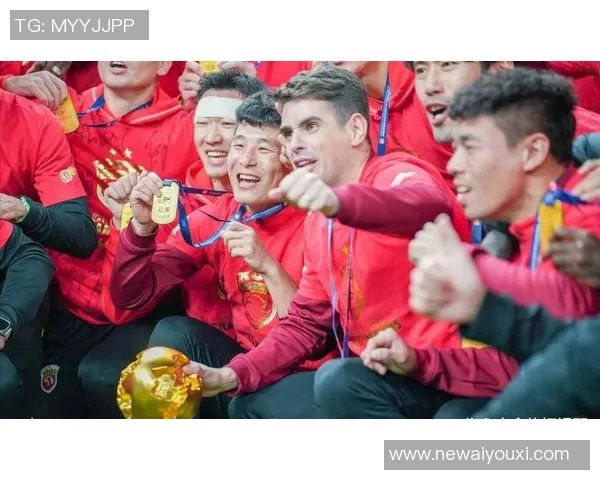 奥斯卡向海港夺冠致以祝贺感谢队友朋友和球迷们的支持与鼓励