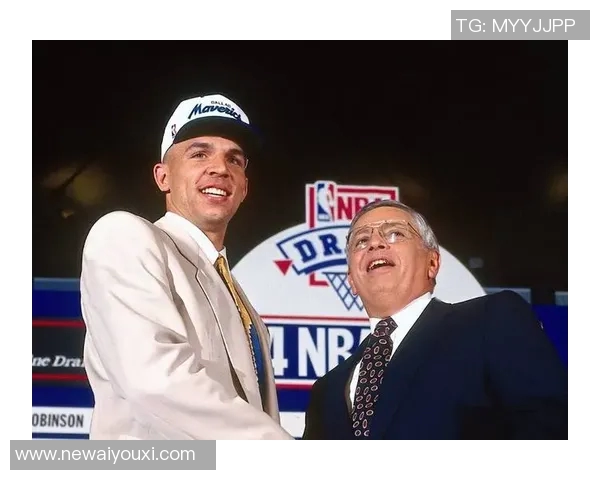 弗拉格谈球队进攻组织表现认为自己在3号位上有时显得僵硬