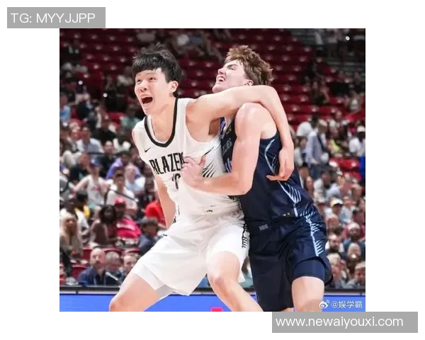 杨瀚森背靠背出战2分半引发热议登上微博热搜榜第二位