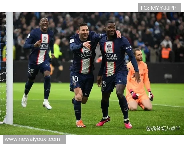 德转评选2025年最佳阵容姆巴佩领衔亚马尔与加布里埃尔入选引关注