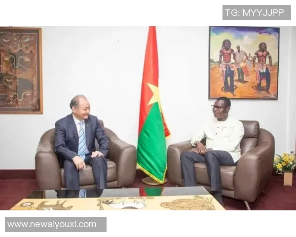 切尔西母公司签约布基纳法索16岁新星将前往斯特拉斯堡锻炼提升